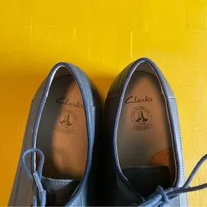 Clarks | Shoes | Clarks Gambeson Style Navy Leather Size 3  display picture 1